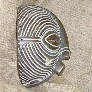 Baluba Mask 49 Right Side