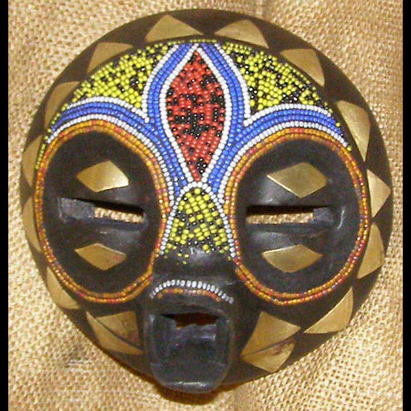 Baluba Mask 4 front