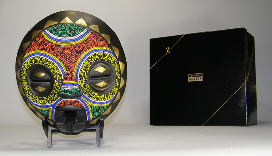 African Traditional art from the Balubagrams Tribe - African Mask