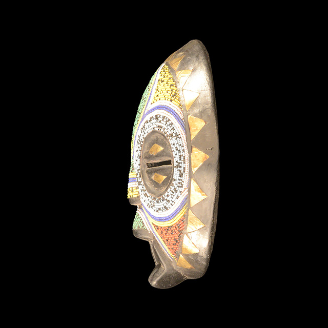 African luba mask left side
