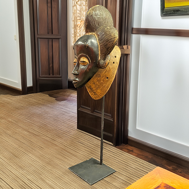 African baule mask on display stand 131