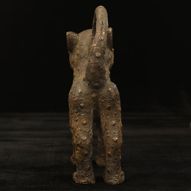 African Benin Bronze royal leopard 39