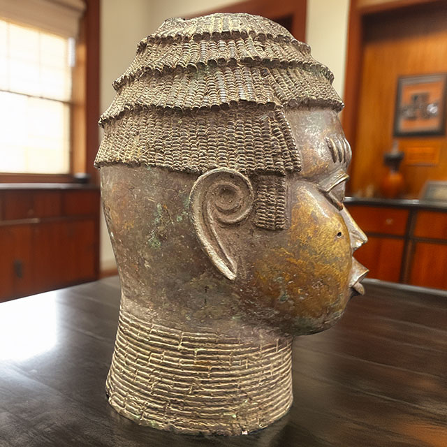 African Benin Ile Ife bronze 69 Right Side