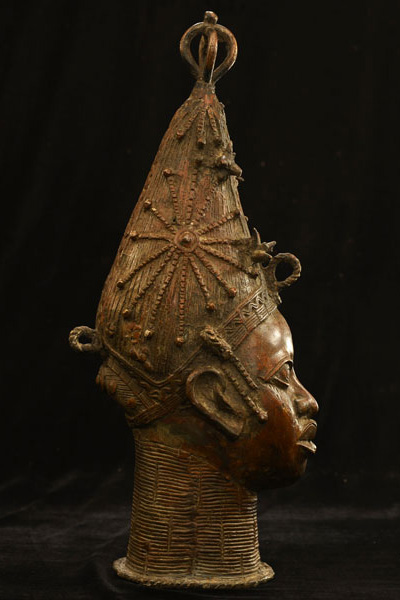 Benin Ile-Ife Bronze 35 Right Side
