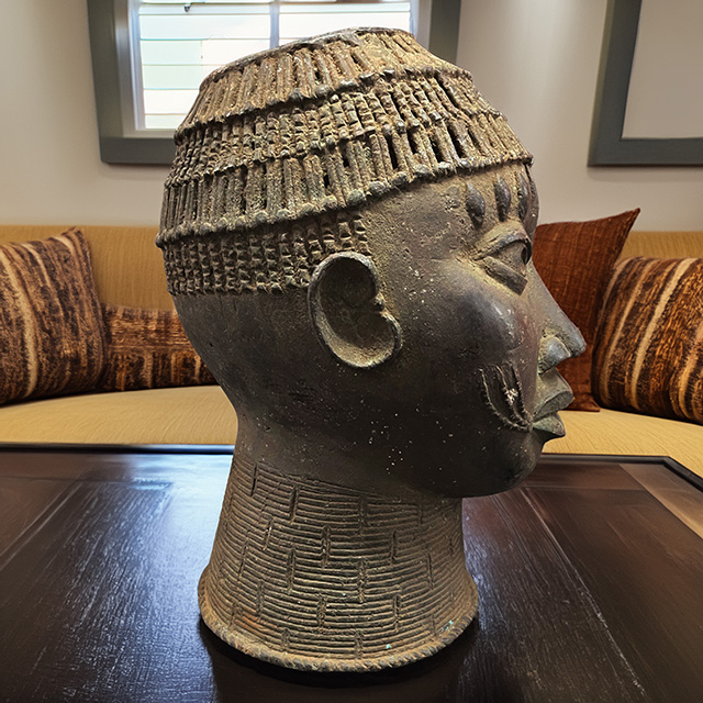 African Benin Ile Ife bronze 90 Right Side