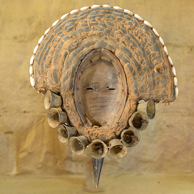 African Dan mask 79