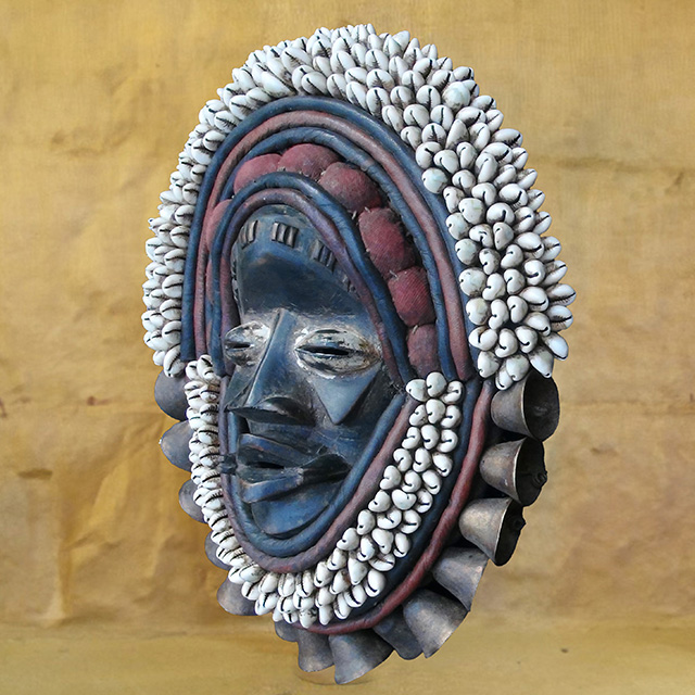 Dan mask 80 Left Angle - Click for a more detailed view of this African Mask. African Dan mask 80 Left Angle