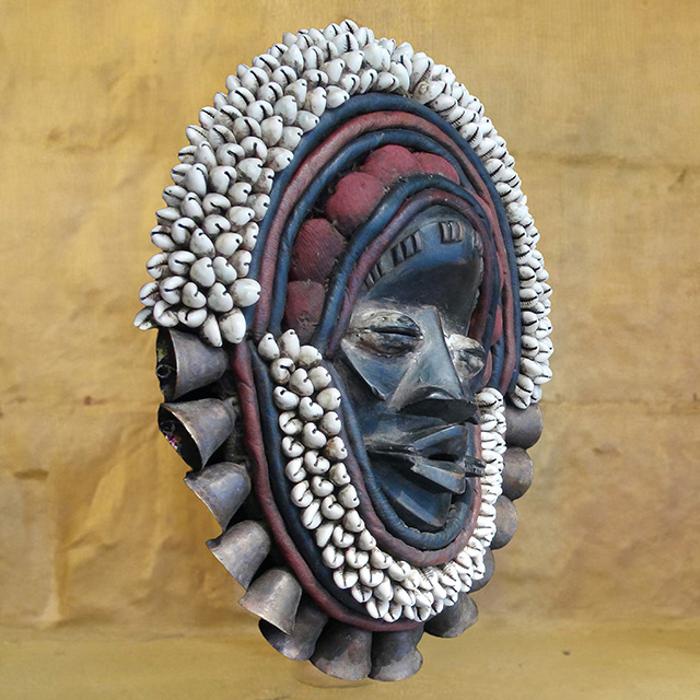 Dan mask 80 Right Angle - Click for a more detailed view of this African Mask. African Dan mask 80