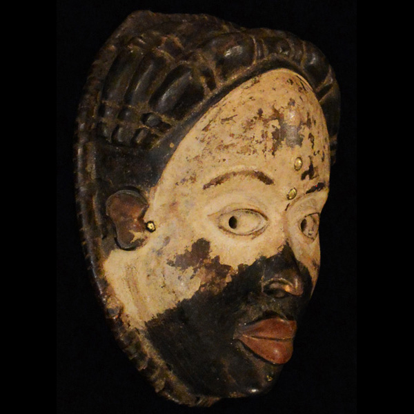 African Traditional art from the Duma Tribe - African Mask