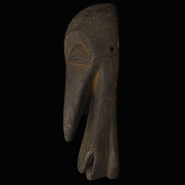 African Hemba mask left side