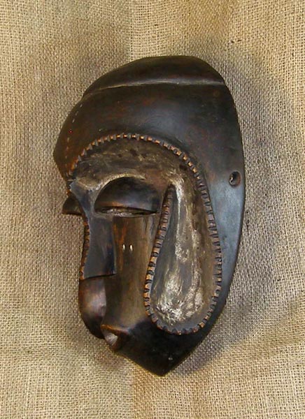 Ibiobio Mask 2 left side