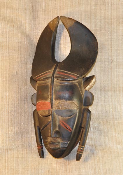 African Jimini Mask 16 Left Angle
