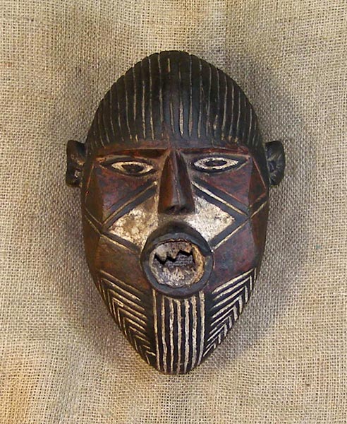 African Luena Mask 1 | GenuineAfrica.com