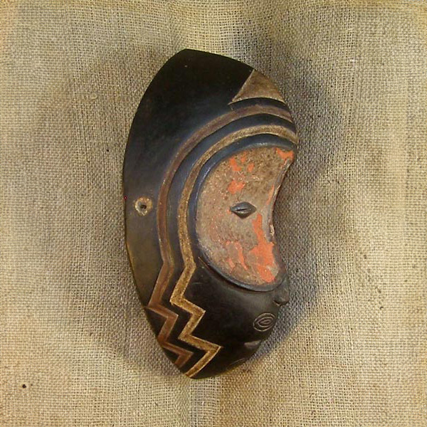 Mumuye Mask 2 Right Side