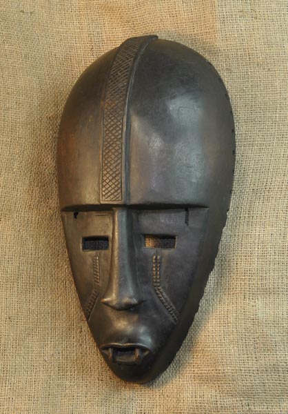 Ngbaka Mask 1 Left Angle