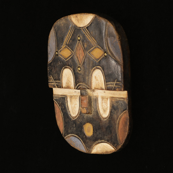 African Teke mask Left Angle