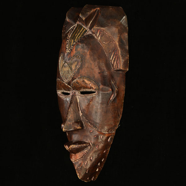African Tikar mask 45 Left Angle