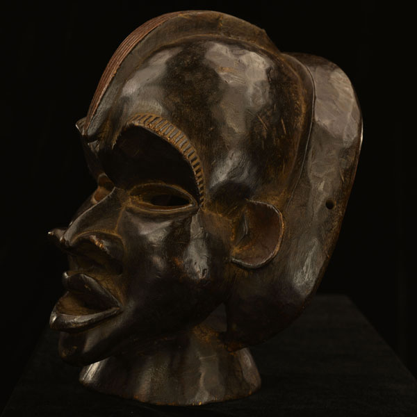 African Tikar mask Left Angle