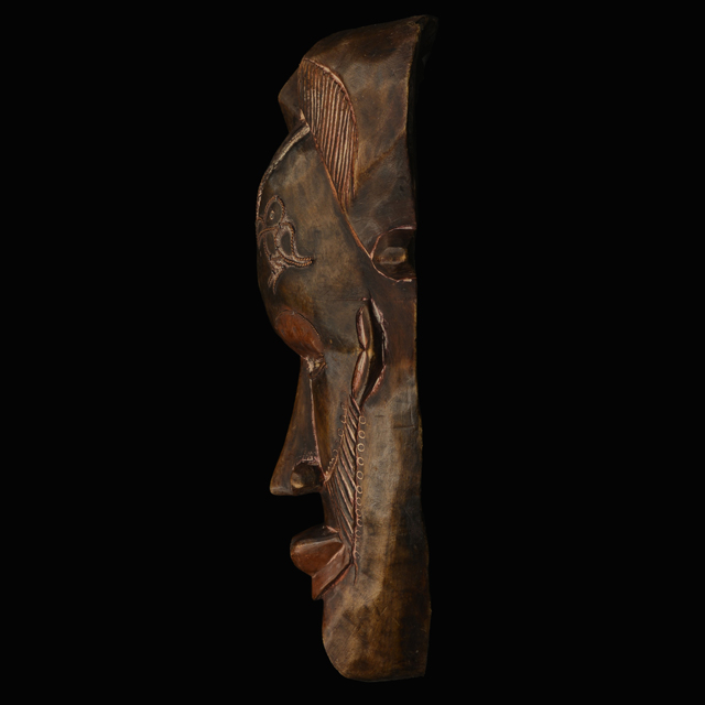 African Tikar mask left side