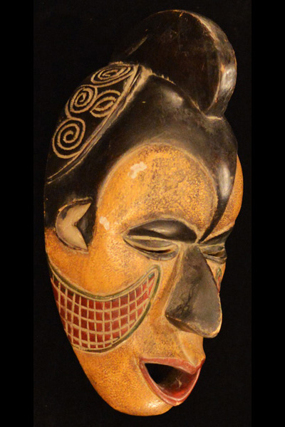 Yoruba Mask 3 Right Angle