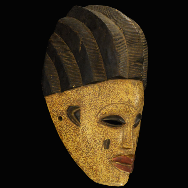 Yoruba Mask 32 Right Angle