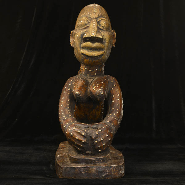 Yoruba motherhood statue 34